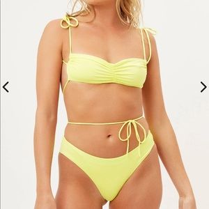 Frankies Biknis String Bandeau Bikini Lemonade S/M